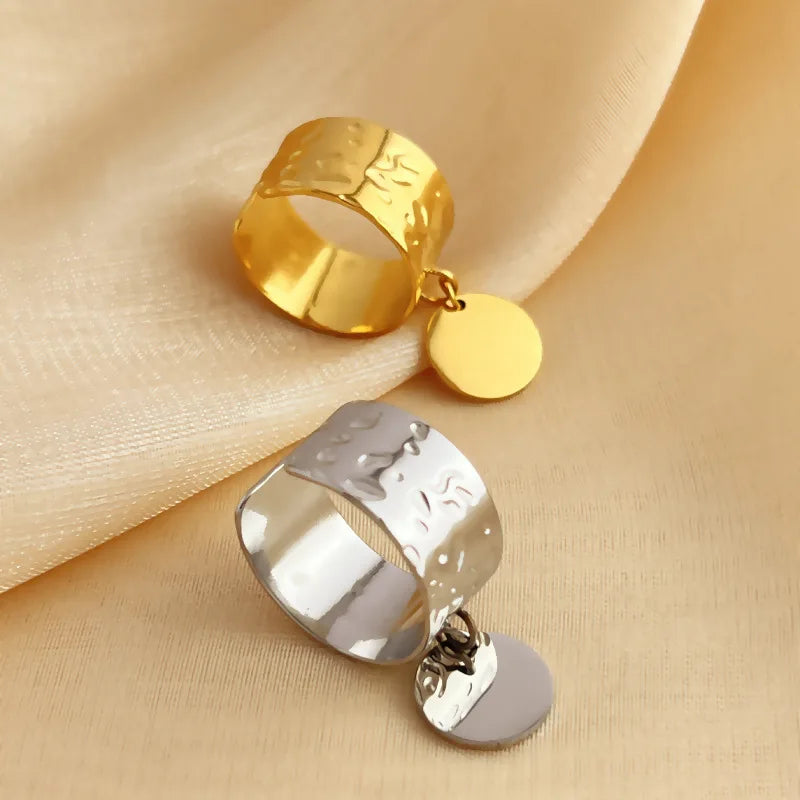 Bague épaisse en acier inoxydable dorée – Design rond lisse