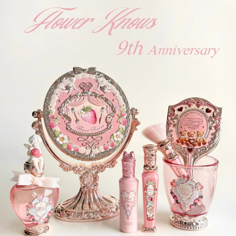 Set Miroir de Bureau Flower Knows 9ème Anniversaire - Peigne Coussin d'Air & Porte-Pinceaux Maquillage