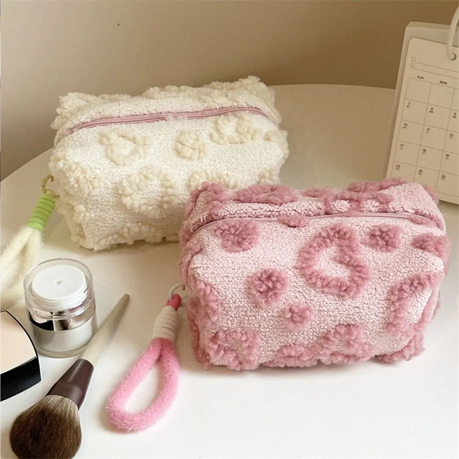 Trousse de maquillage en peluche avec poignée – Sac de rangement cosmétique de voyage, pochette mignonne à motif cœur