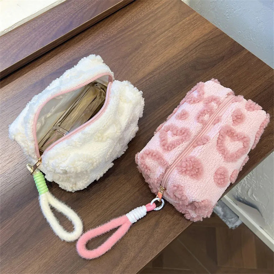 Trousse de maquillage en peluche avec poignée – Sac de rangement cosmétique de voyage, pochette mignonne à motif cœur