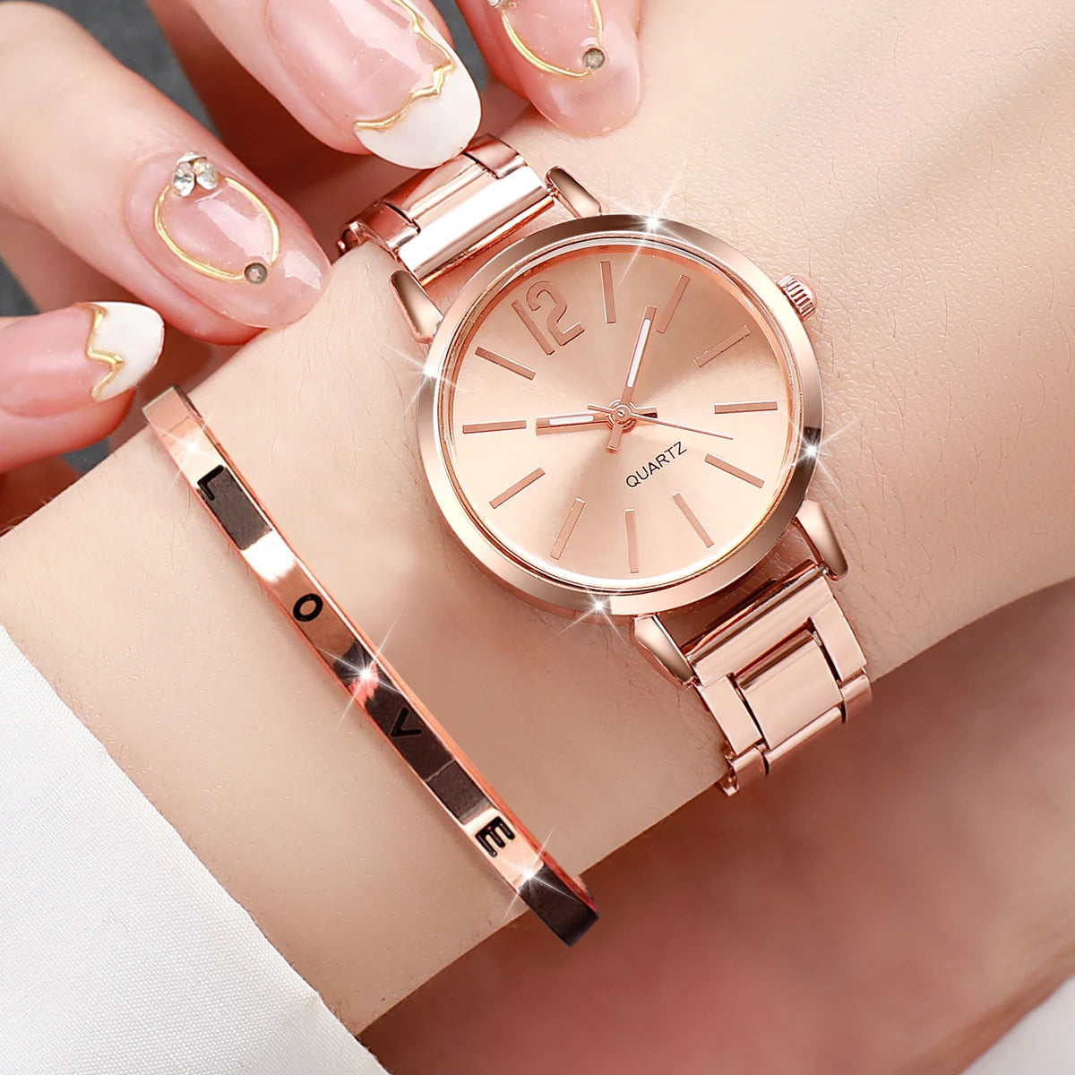 Ensemble montre femme dorée quartz – Montre bracelet en acier + manchette assortie